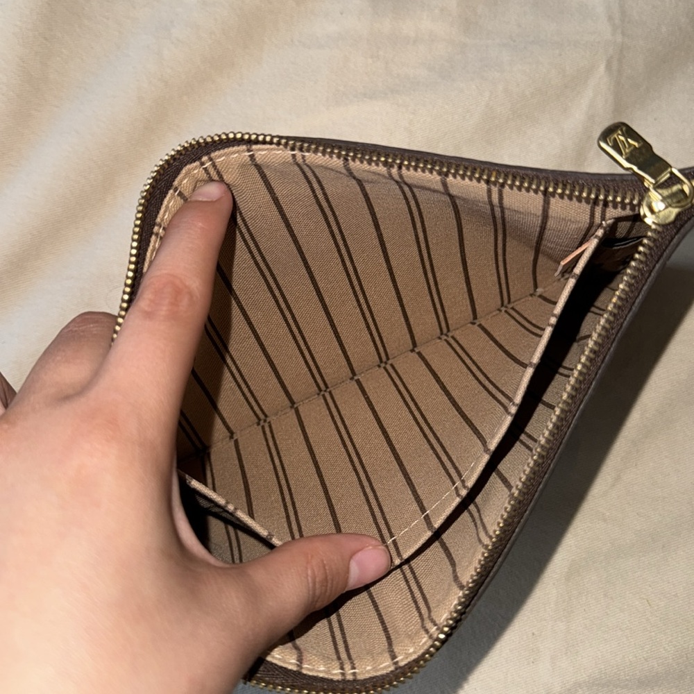 Louis Vuitton Brown and Tan Monogram Wristlet - Picture 4 of 6